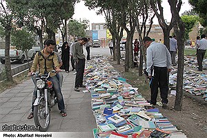 تصویر  آسیب‌شناسی ارتباط مؤلف و ناشر در ایران